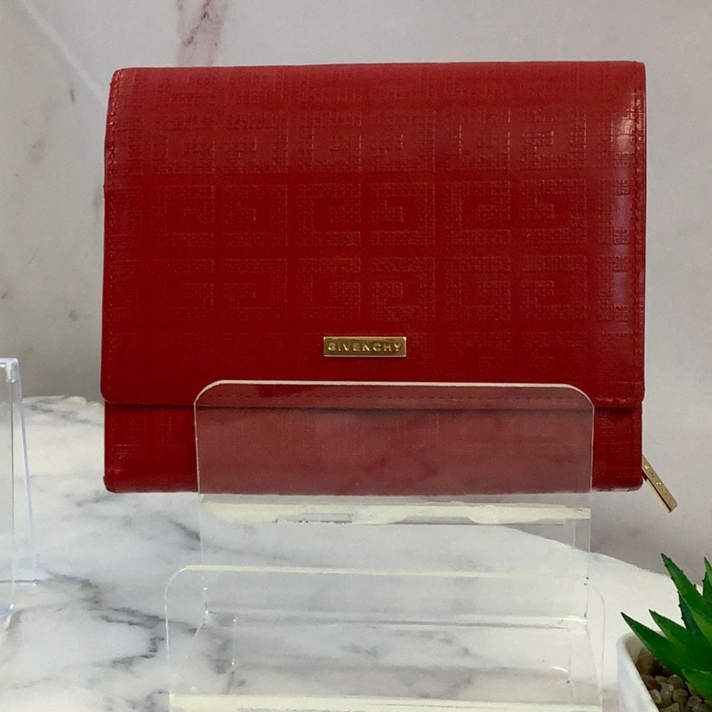 GUC Givenchy Red Leather Wallet with Gold Logo